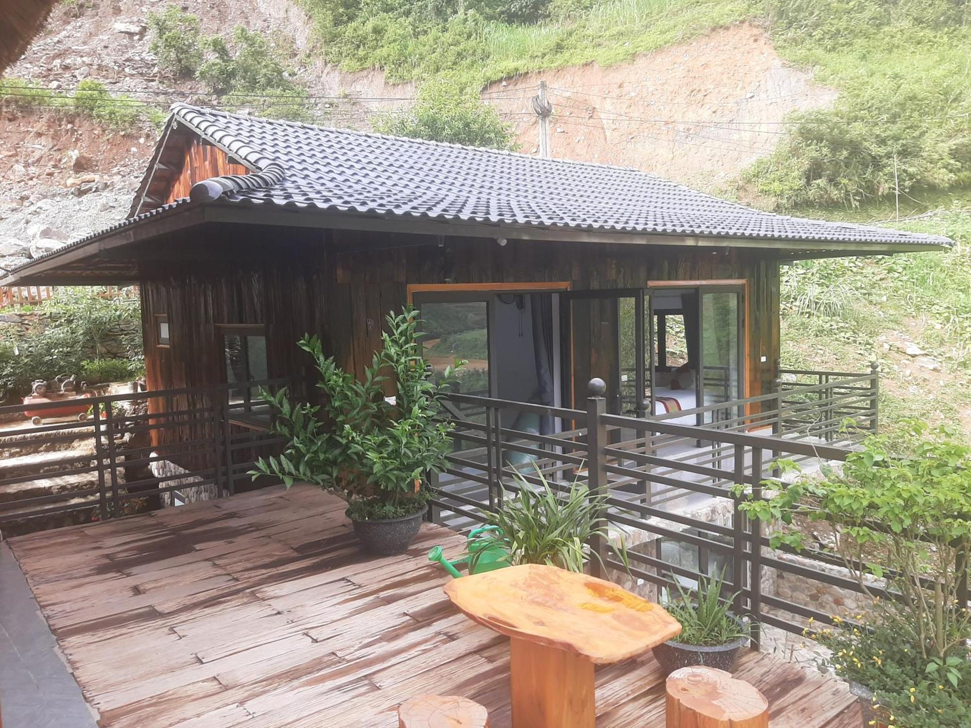 Dong Suoi H'Mong Homestay & Bungalow - Trek & Vegetarian Food Mu Cang Chai Exterior foto